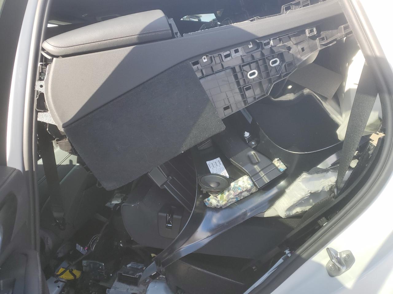 2022 BMW X5 VIN 5UXTA6C09N9N38058 Copart auction photo, stripped damage thumbnail 11