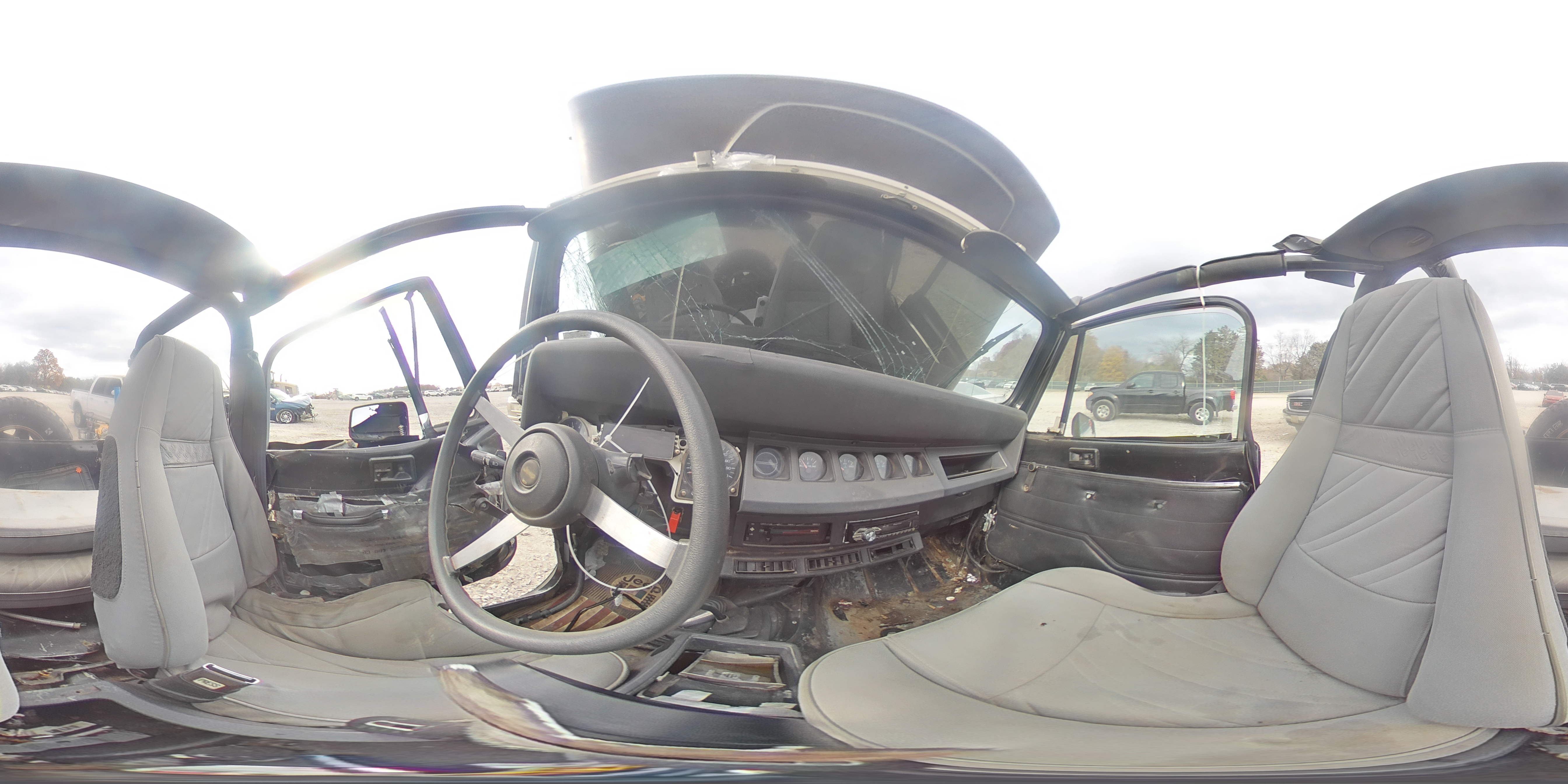 1993 Jeep Wrangler VIN 1J4FY29S1PP236204 Copart auction photo, all over damage thumbnail 13