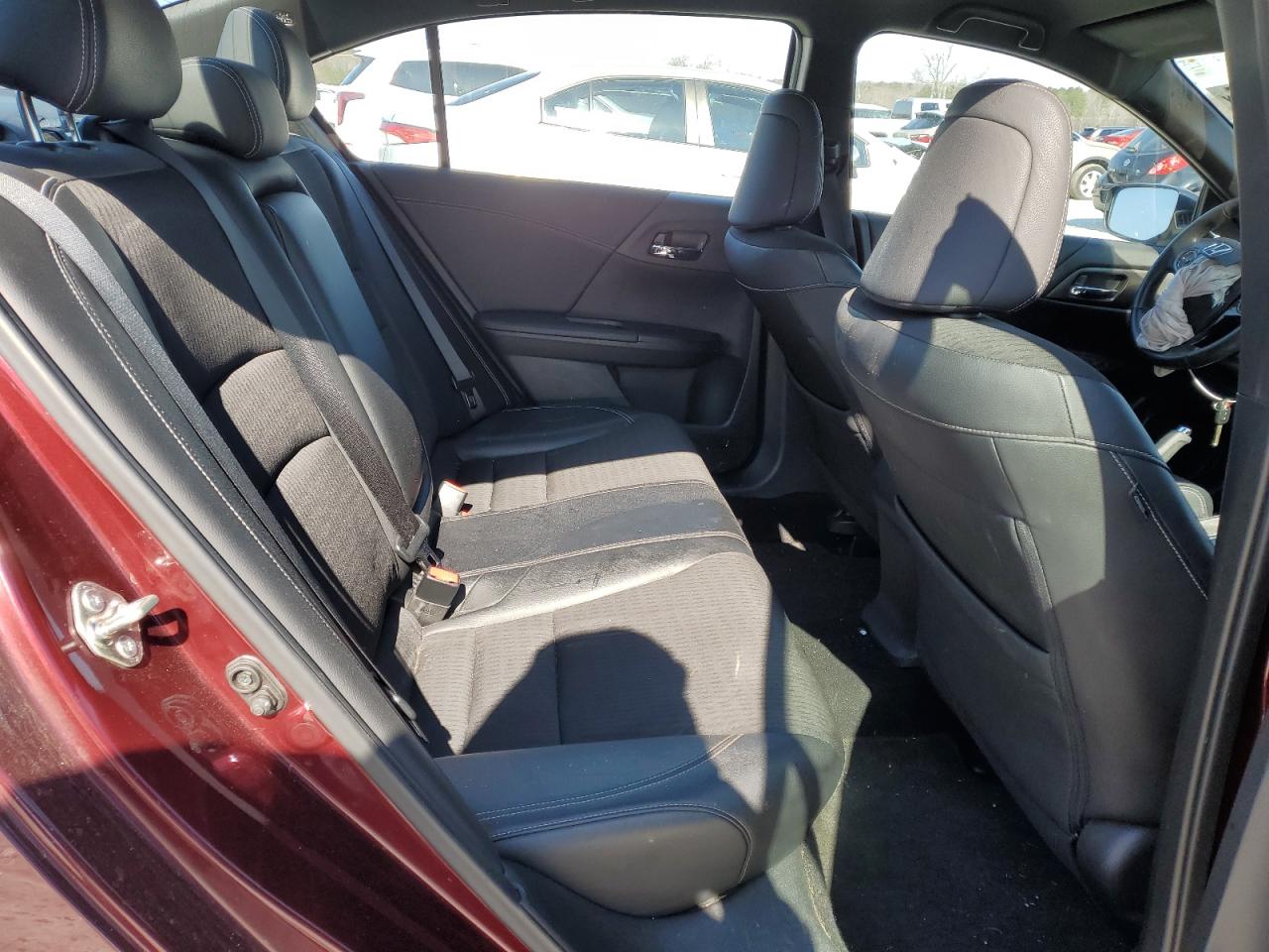 2017 Honda Accord VIN 1HGCR2F52HA192725 Copart auction photo, front end damage thumbnail 11