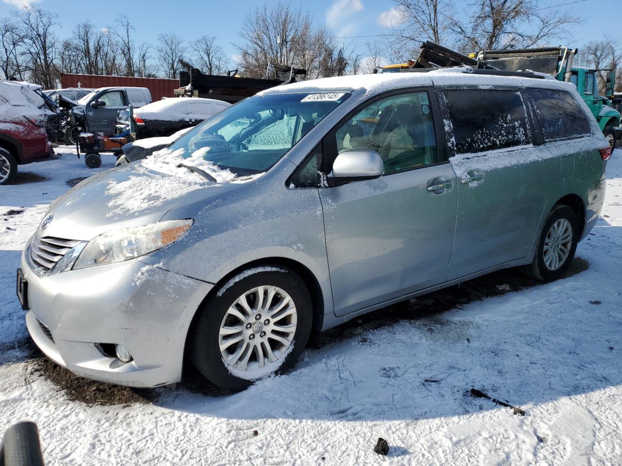 2017 Toyota Sienna VIN 5TDYZ3DC2HS815226