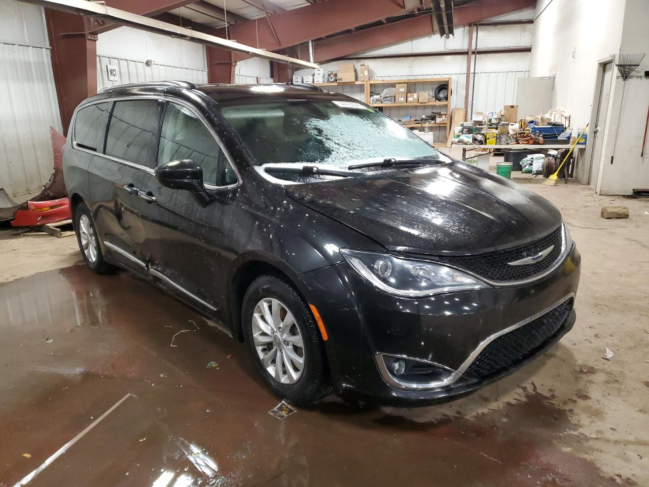 2019 Chrysler Pacifica VIN 2C4RC1BG6KR665900 Copart auction photo, side damage thumbnail 4