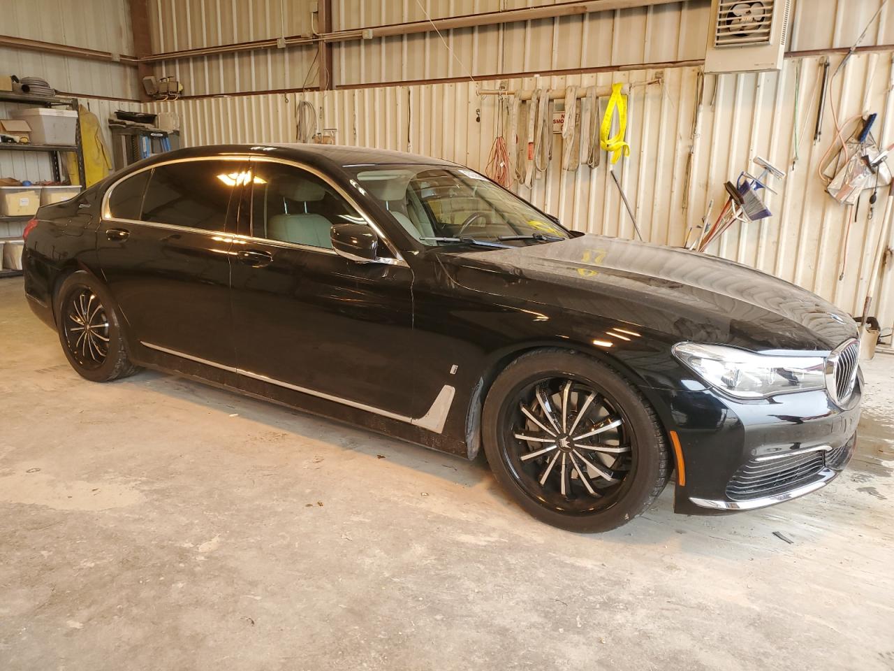 2019 BMW 7er VIN WBA7J2C54KB246455 Copart auction photo, side / undercarriage damage thumbnail 4