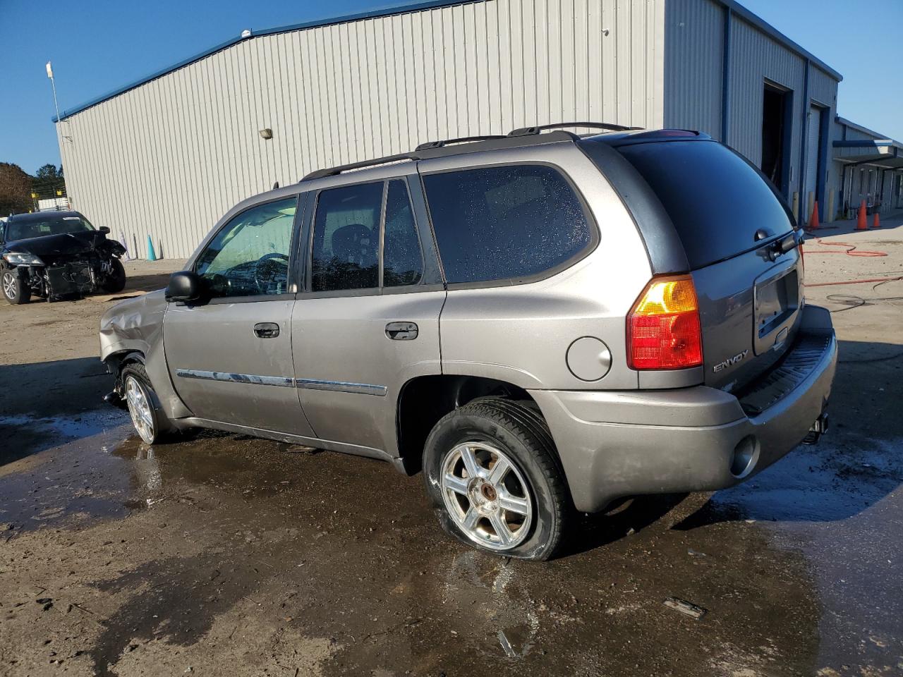 2009 GMC Envoy VIN 1GKDS33SX92131159 Copart auction photo, all over damage thumbnail 2