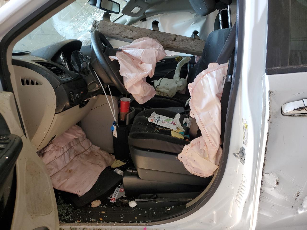 2018 Dodge Caravan VIN 2C4RDGBG9JR338681 Copart auction photo, front end / side damage thumbnail 7