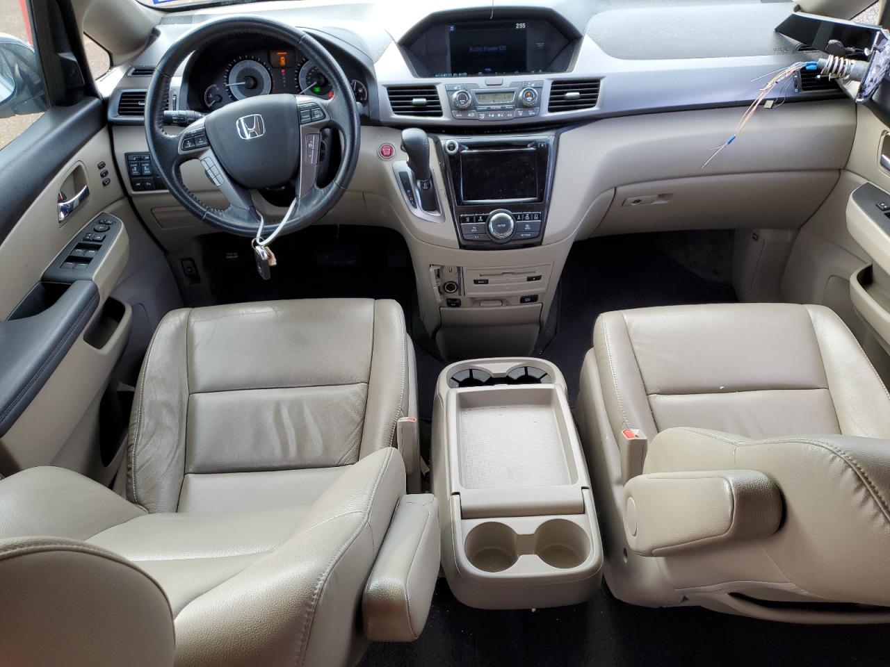 2015 Honda Odyssey VIN 5FNRL5H9XFB074843 Copart auction photo, side / front end damage thumbnail 8