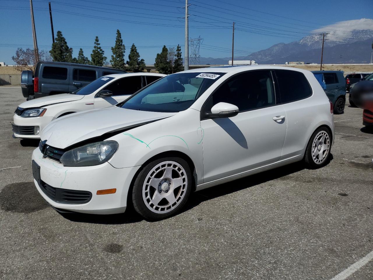 2010 Volkswagen Golf VIN WVWAB7AJ2AW402146 - Copart auction photo