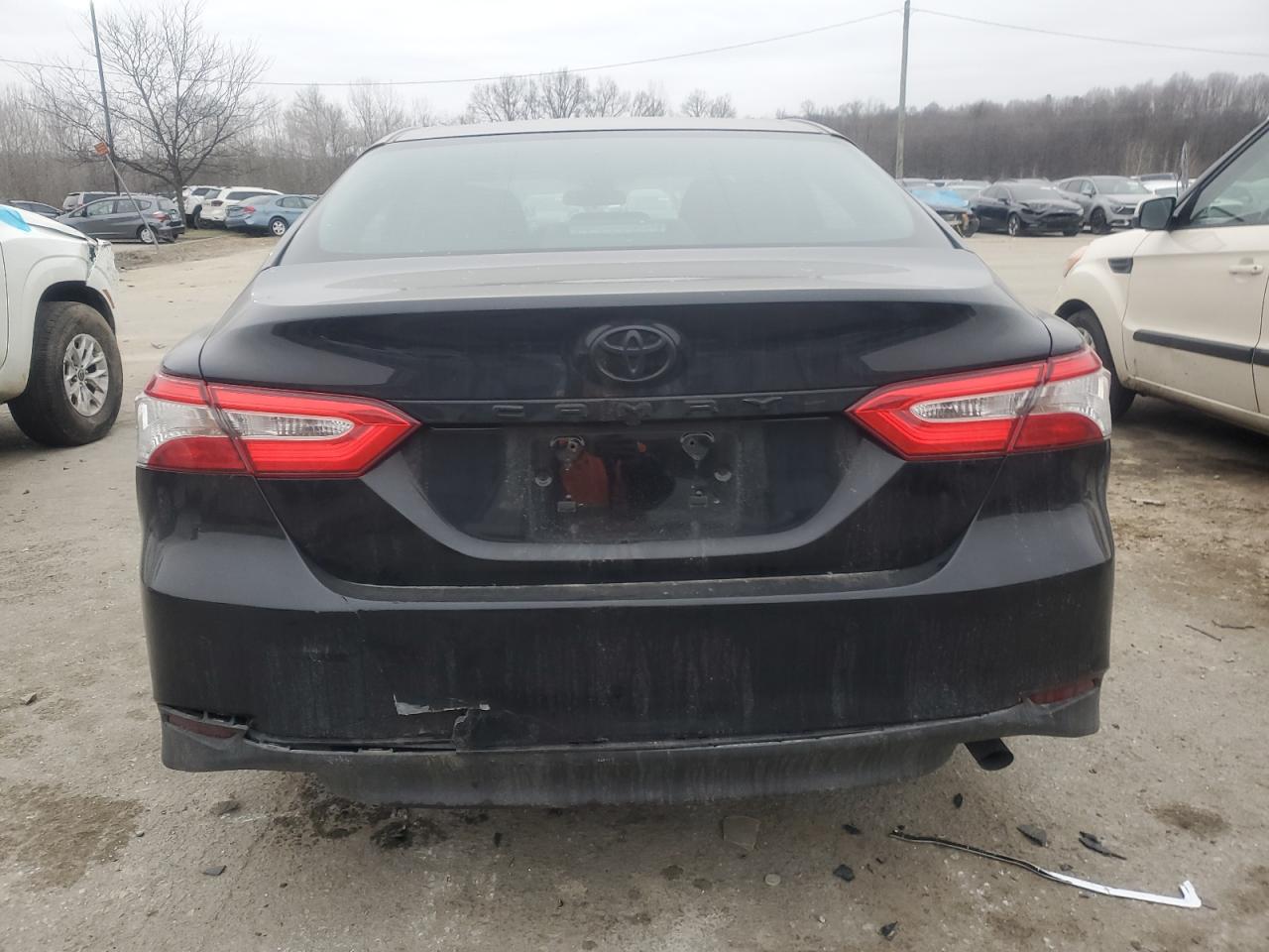 2018 Toyota Camry VIN 4T1B11HKXJU051349 Copart auction photo, front end damage thumbnail 6