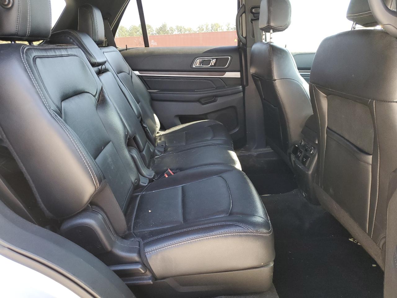 2017 Ford Explorer VIN 1FM5K8F88HGC33263 Copart auction photo, front end damage thumbnail 11