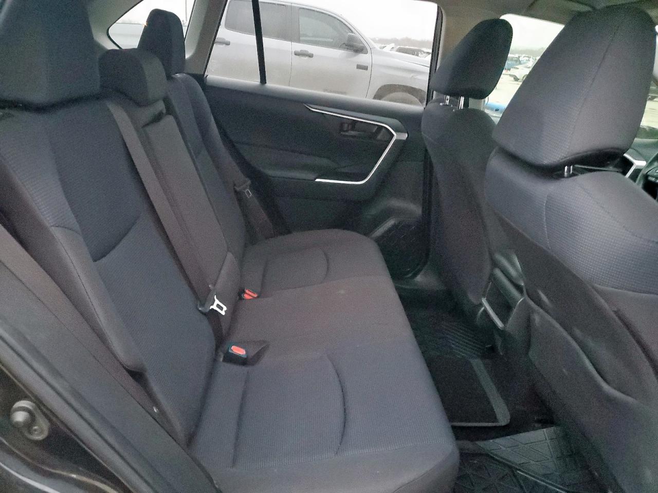 2019 Toyota RAV 4 VIN JTMH1RFV3KD037384 Copart auction photo, side / minor dent/scratches damage thumbnail 10