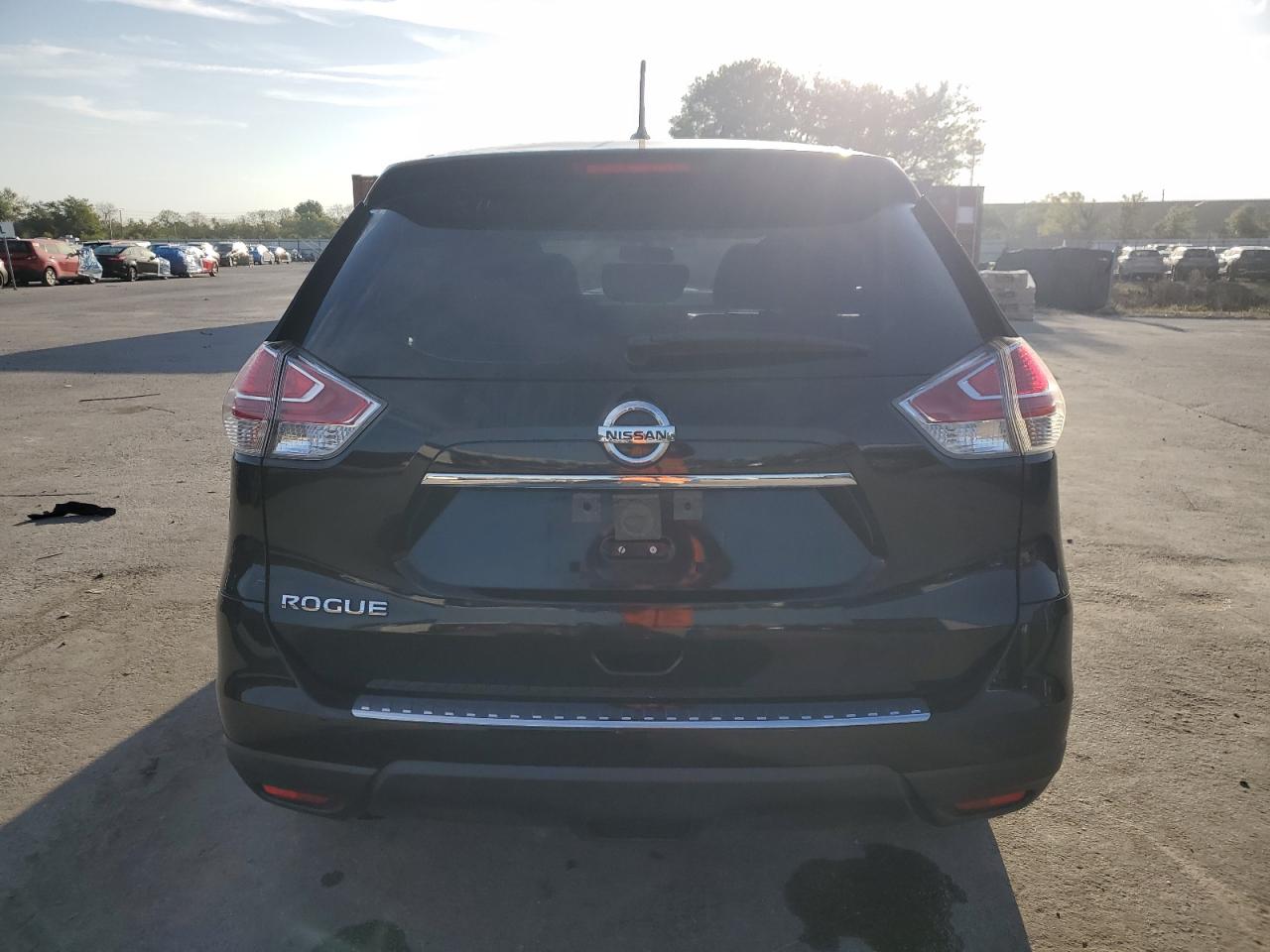 2016 Nissan Rogue VIN JN8AT2MT5GW004763 Copart auction photo, front end damage thumbnail 6