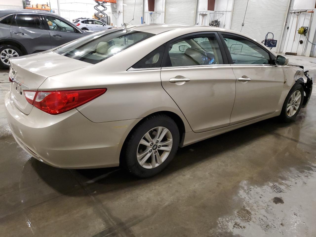 2011 Hyundai Sonata VIN 5NPEB4AC7BH068219 Copart auction photo, front end damage thumbnail 3