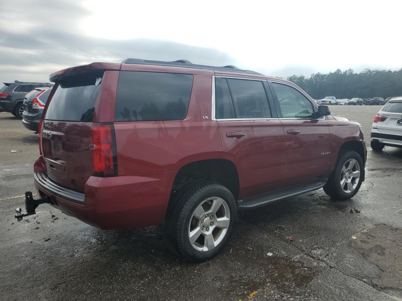 2016 Chevrolet Tahoe VIN 1GNSCAKC6GR463254 Copart auction photo, front end / side damage thumbnail 3