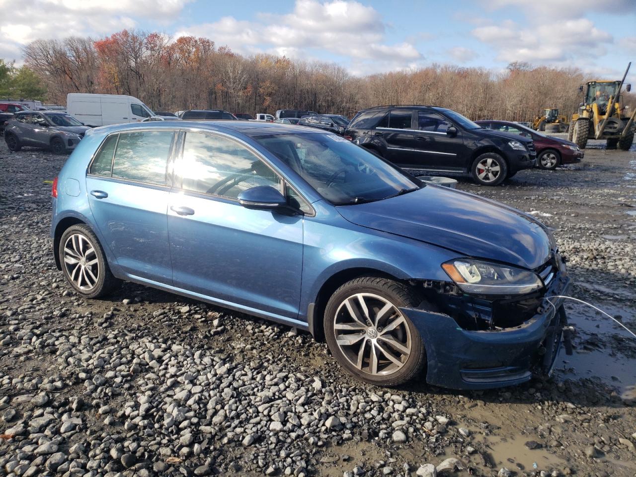 2015 Volkswagen Golf VIN 3VW217AU7FM051143 Copart auction photo, front end damage thumbnail 4