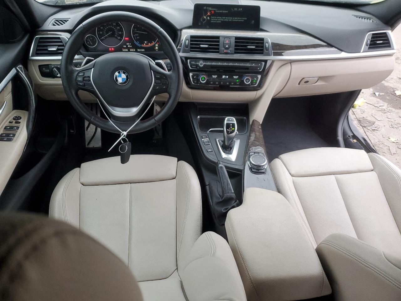 2016 BMW 3er VIN WBA8E9G50GNU27733 Copart auction photo, side / front end damage thumbnail 8