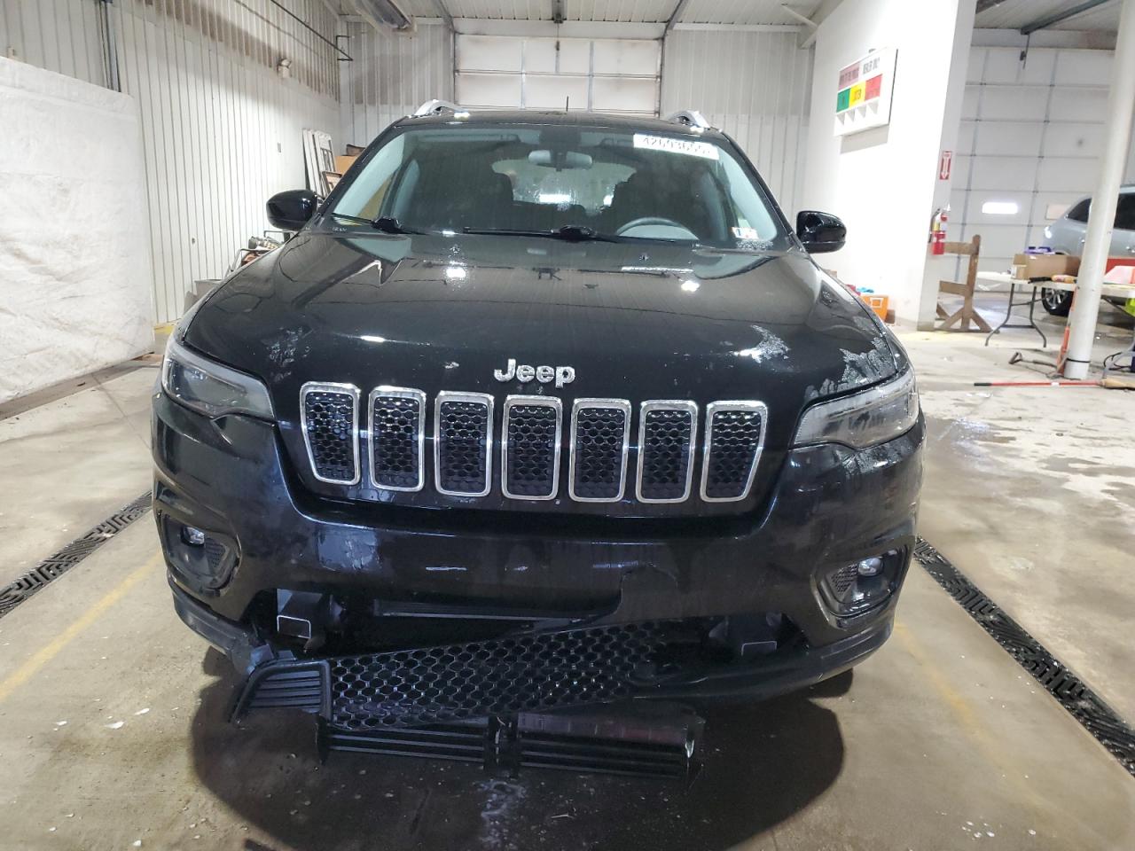2019 Jeep Grand Cherokee VIN 1C4PJMCB0KD214093 Copart auction photo, front end / rear end damage thumbnail 5