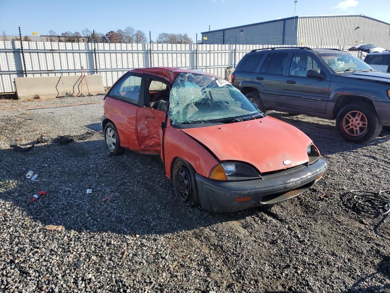 1995 GEO Metro VIN 2C1MR2268S6758695 Copart auction photo, side damage thumbnail 4