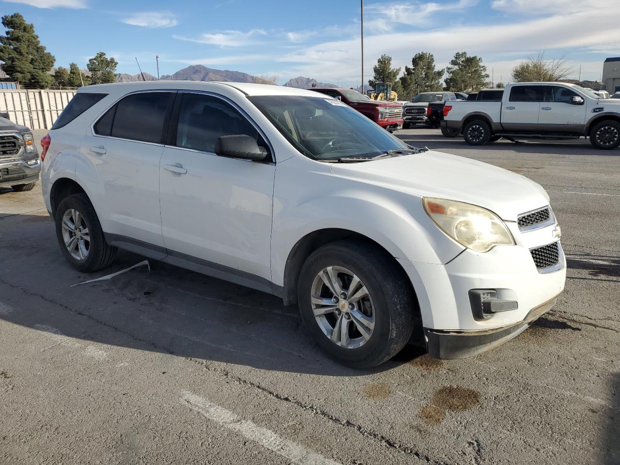 2011 Chevrolet Equinox VIN 2GNALBECXB1270121 Copart auction photo, front end / side damage thumbnail 4