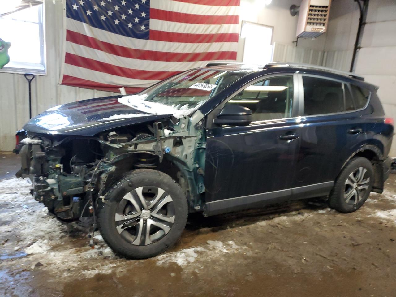 2018 Toyota RAV 4 VIN JTMBFREV3JJ221765