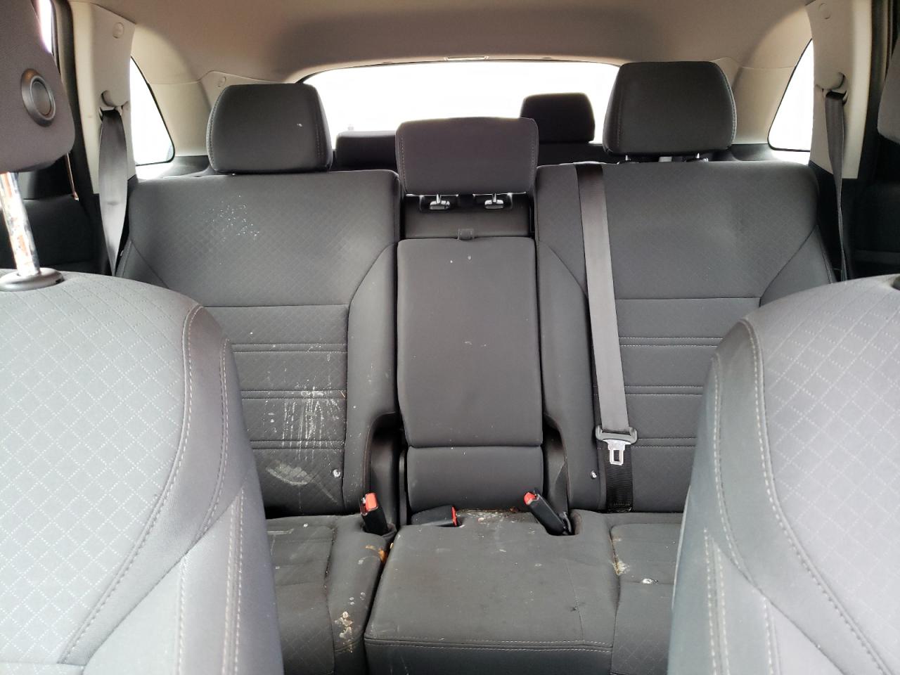 2019 KIA Sorento VIN 5XYPG4A32KG560271 Copart auction photo, side / rear end damage thumbnail 10