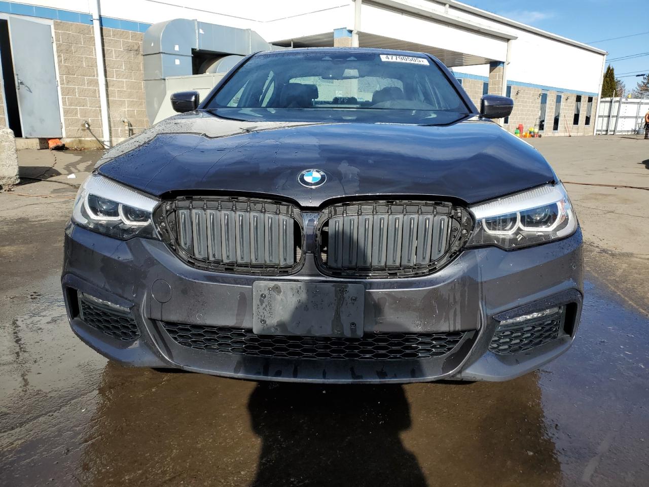 2018 BMW 5er VIN WBAJE7C59JG892227 Copart auction photo, front end damage thumbnail 5