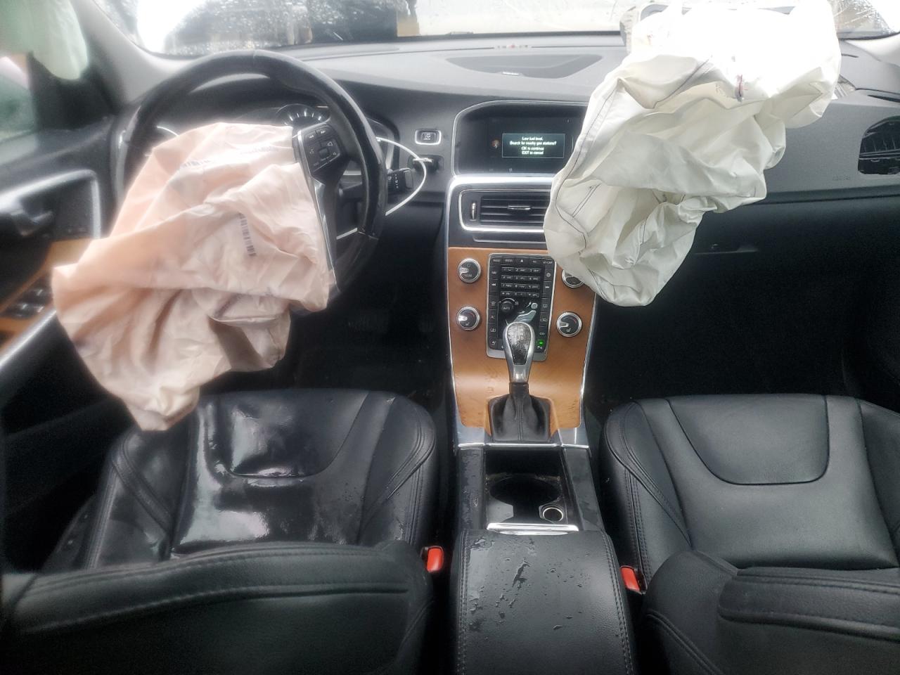 2016 Volvo S60 VIN LYV402FM8GB095525 Copart auction photo, undercarriage / front end damage thumbnail 8