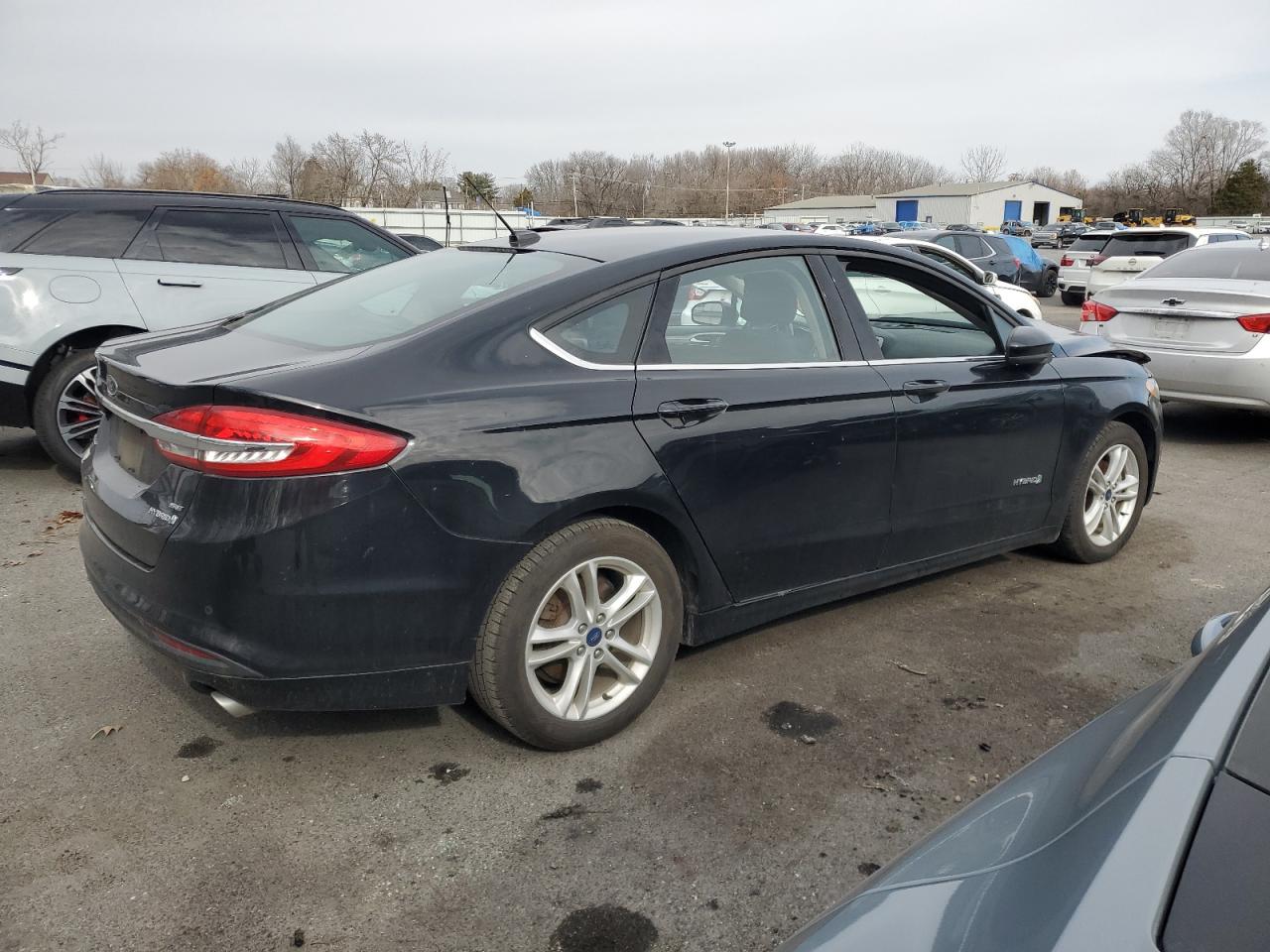 2018 Ford Fusion VIN 3FA6P0LU8JR275871 Copart auction photo, front end / mechanical damage thumbnail 3