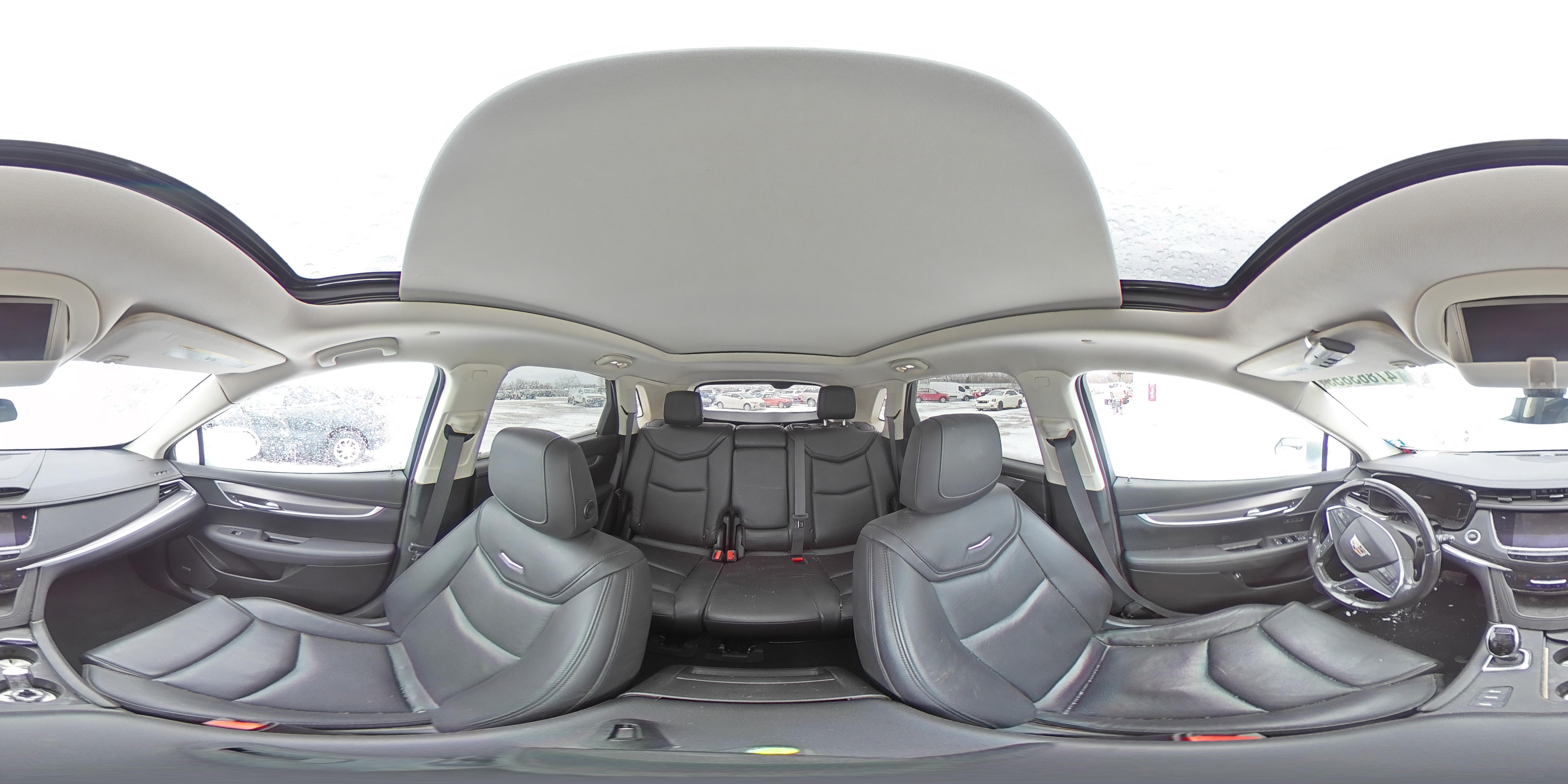 2018 Cadillac XT5 VIN 1GYKNDRS6JZ237878 Copart auction photo, front end / minor dent/scratches damage thumbnail 13