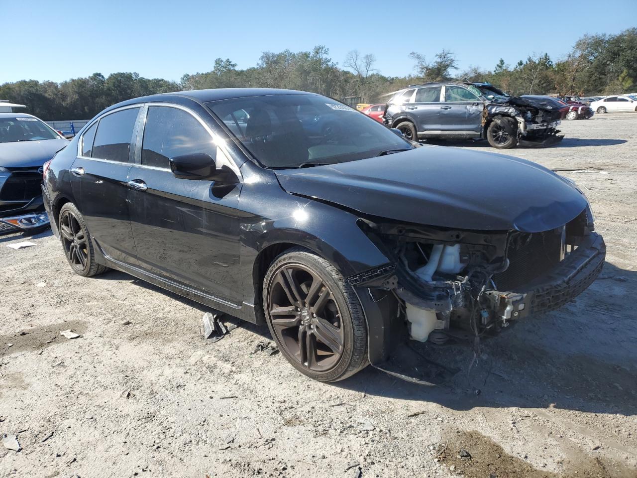 2017 Honda Accord VIN 1HGCR2F5XHA174358 Copart auction photo, front end / rear end damage thumbnail 4