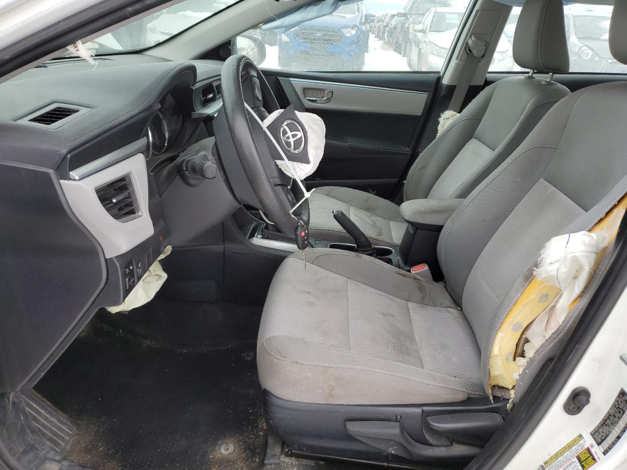 2015 Toyota Corolla VIN 2T1BURHE0FC406117 Copart auction photo, front end / minor dent/scratches damage thumbnail 7