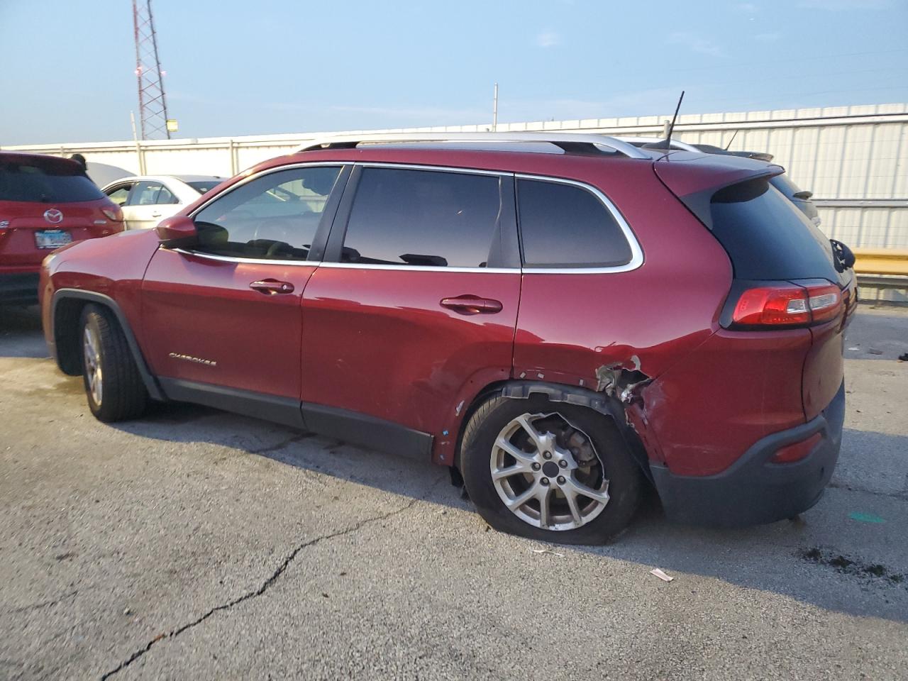 2017 Jeep Grand Cherokee VIN 1C4PJLCB4HW650002 Copart auction photo, rear end damage thumbnail 2