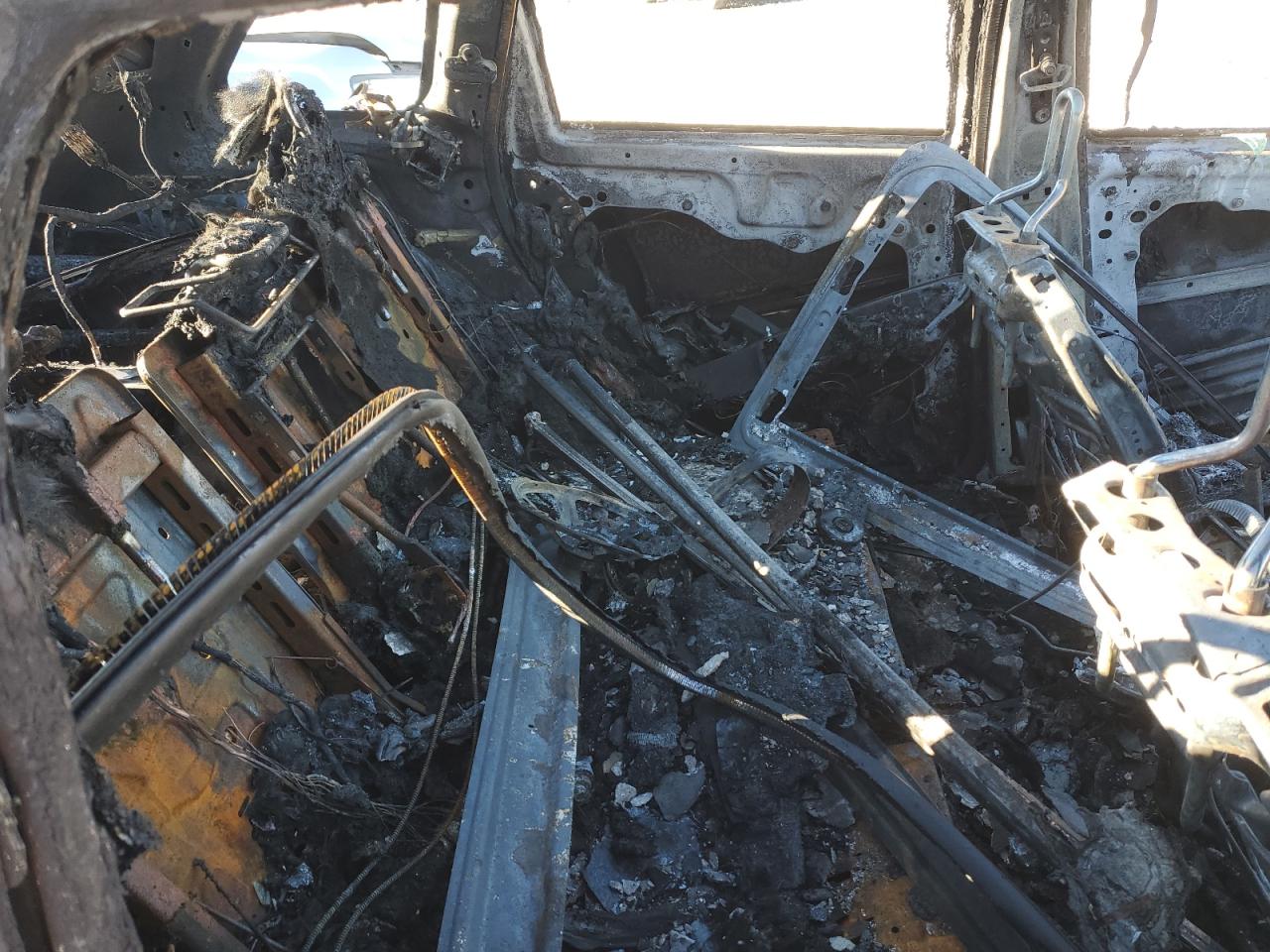 2014 Jeep Grand Cherokee VIN 1C4PJMCB4EW137804 Copart auction photo, burn / all over damage thumbnail 10