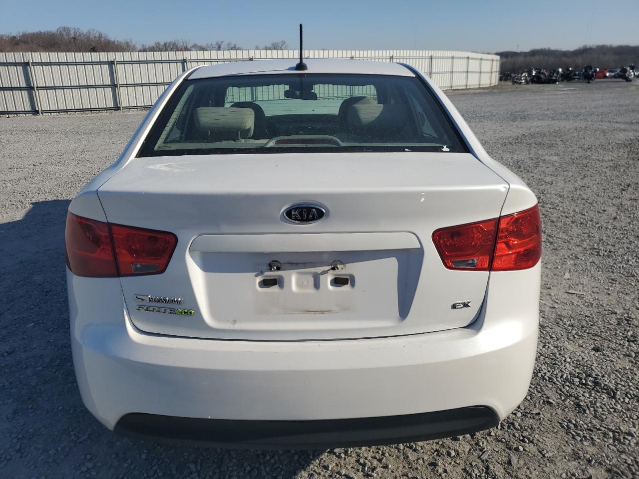 2012 KIA Forte VIN KNAFU4A28C5582049 Copart auction photo, front end damage thumbnail 6
