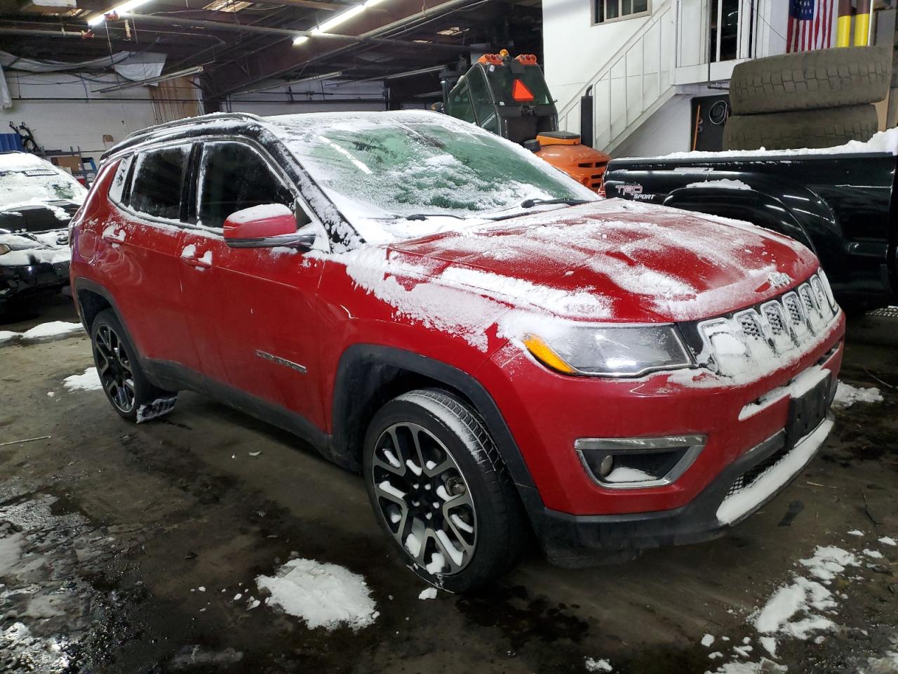 2018 Jeep Compass VIN 3C4NJDCB5JT245324 Copart auction photo, all over damage thumbnail 4