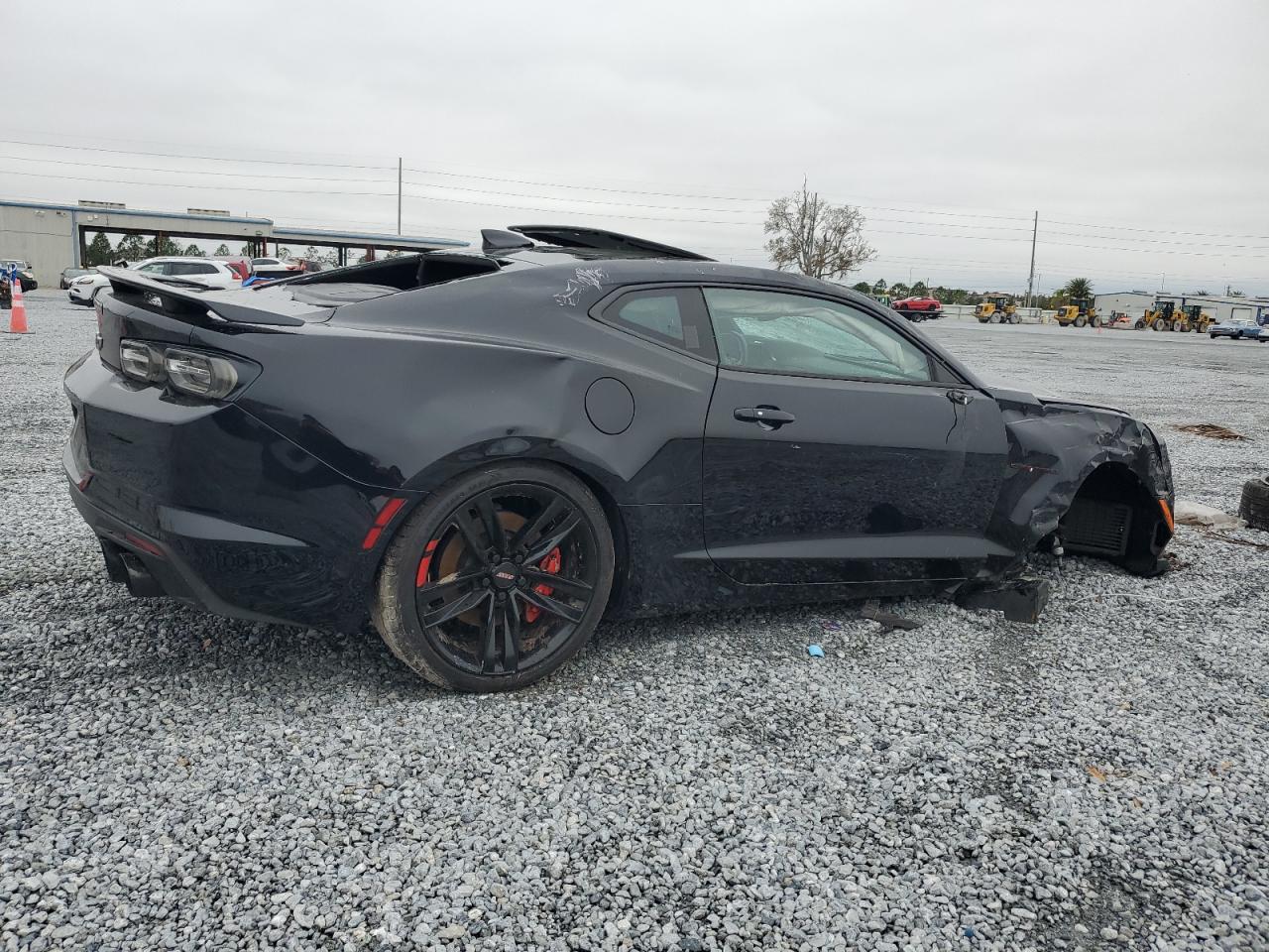 2022 Chevrolet Camaro VIN 1G1FF1R73N0130465 Copart auction photo, front end / side damage thumbnail 3