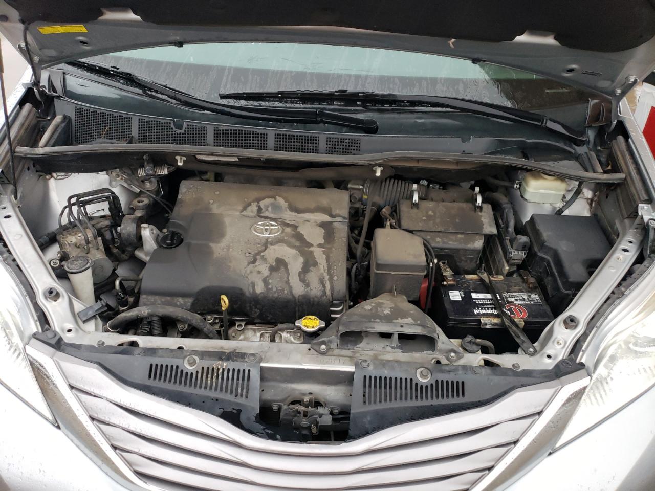 2015 Toyota Sienna VIN 5TDYK3DC6FS675666 Copart auction photo, hail / minor dent/scratches damage thumbnail 12