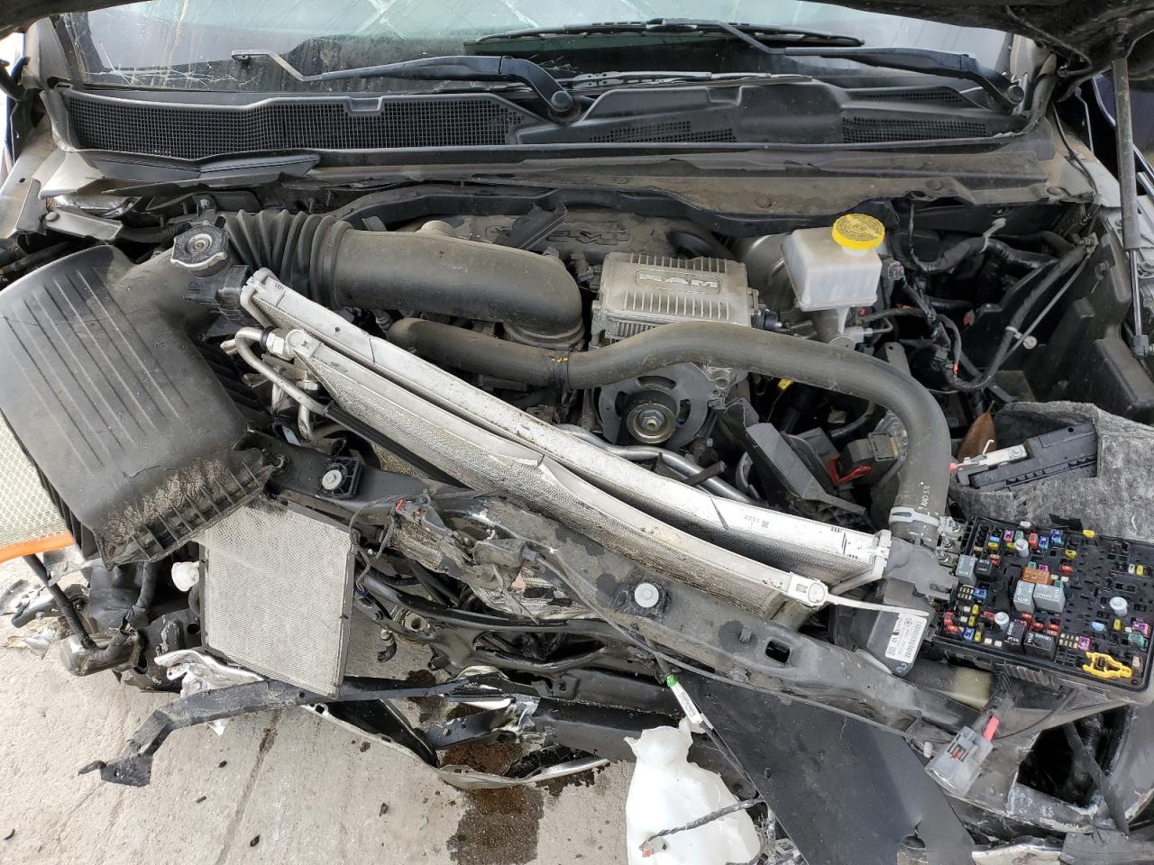2020 RAM 1500 VIN 1C6RREJT1LN311647 Copart auction photo, all over damage thumbnail 11