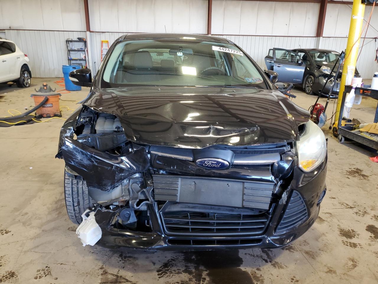 2014 Ford Focus VIN 1FADP3K25EL358946 Copart auction photo, front end damage thumbnail 5