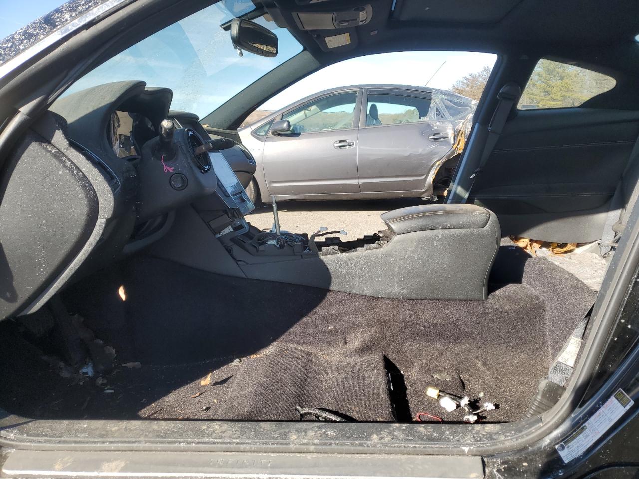 2017 Infiniti Q60 VIN JN1EV7EL7HM553514 Copart auction photo, stripped / vandalism damage thumbnail 7