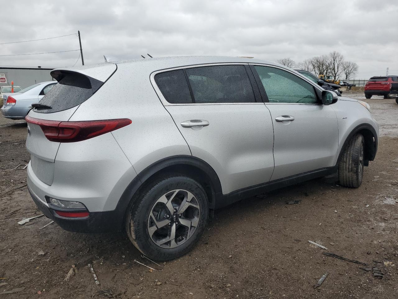 2020 KIA Sportage VIN KNDPMCAC3L7827872 Copart auction photo, vandalism damage thumbnail 3