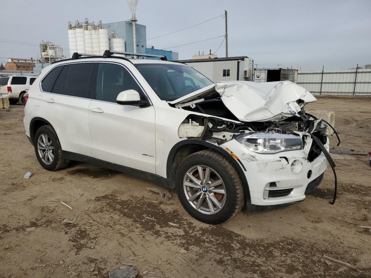 2014 BMW X5 VIN 5UXKR0C56E0K48703 Copart auction photo, front end damage thumbnail 4