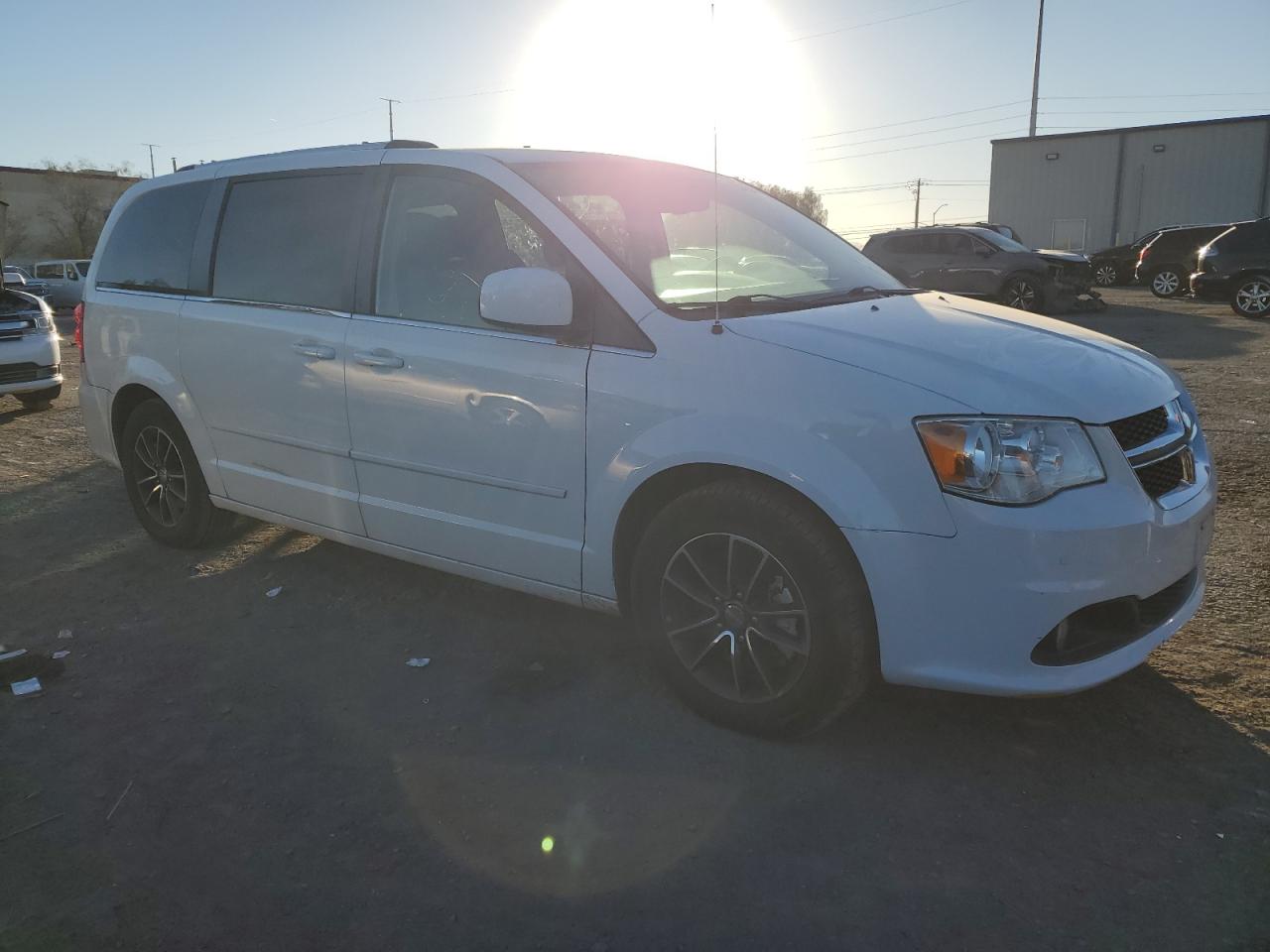 2017 Dodge Caravan VIN 2C4RDGCG7HR827816 Copart auction photo, rear end damage thumbnail 4