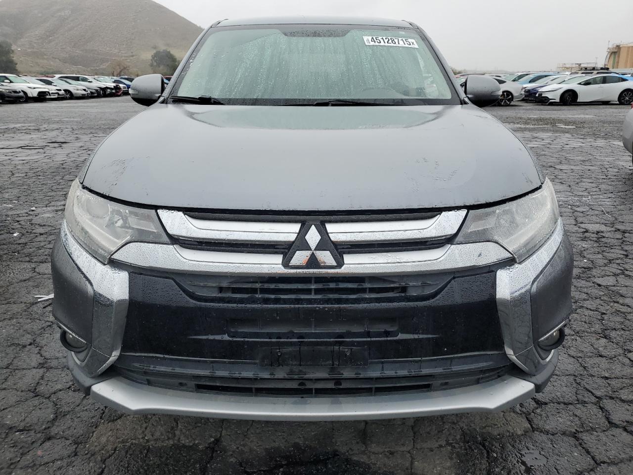 2018 Mitsubishi Outlander VIN JA4AZ3A38JZ042184 Copart auction photo, minor dent/scratches damage thumbnail 5
