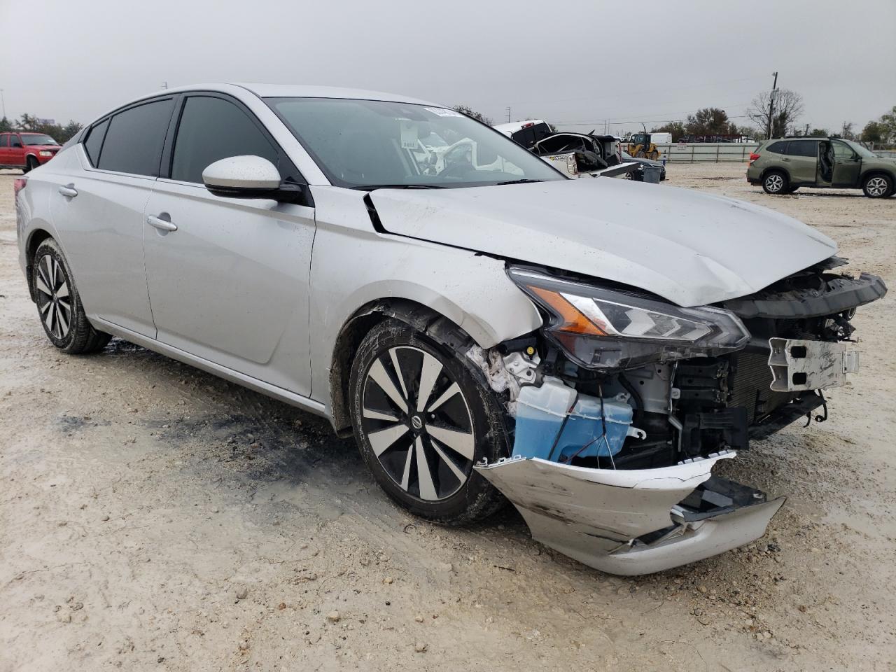 2020 Nissan Altima VIN 1N4BL4DV8LC227345 Copart auction photo, front end damage thumbnail 4