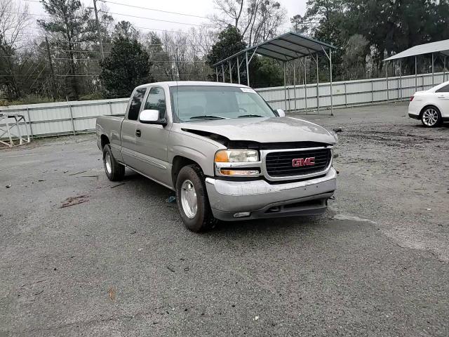 1999 GMC Sierra VIN 2GTEC19T8X1560380 Copart auction photo, front end / side damage thumbnail 11
