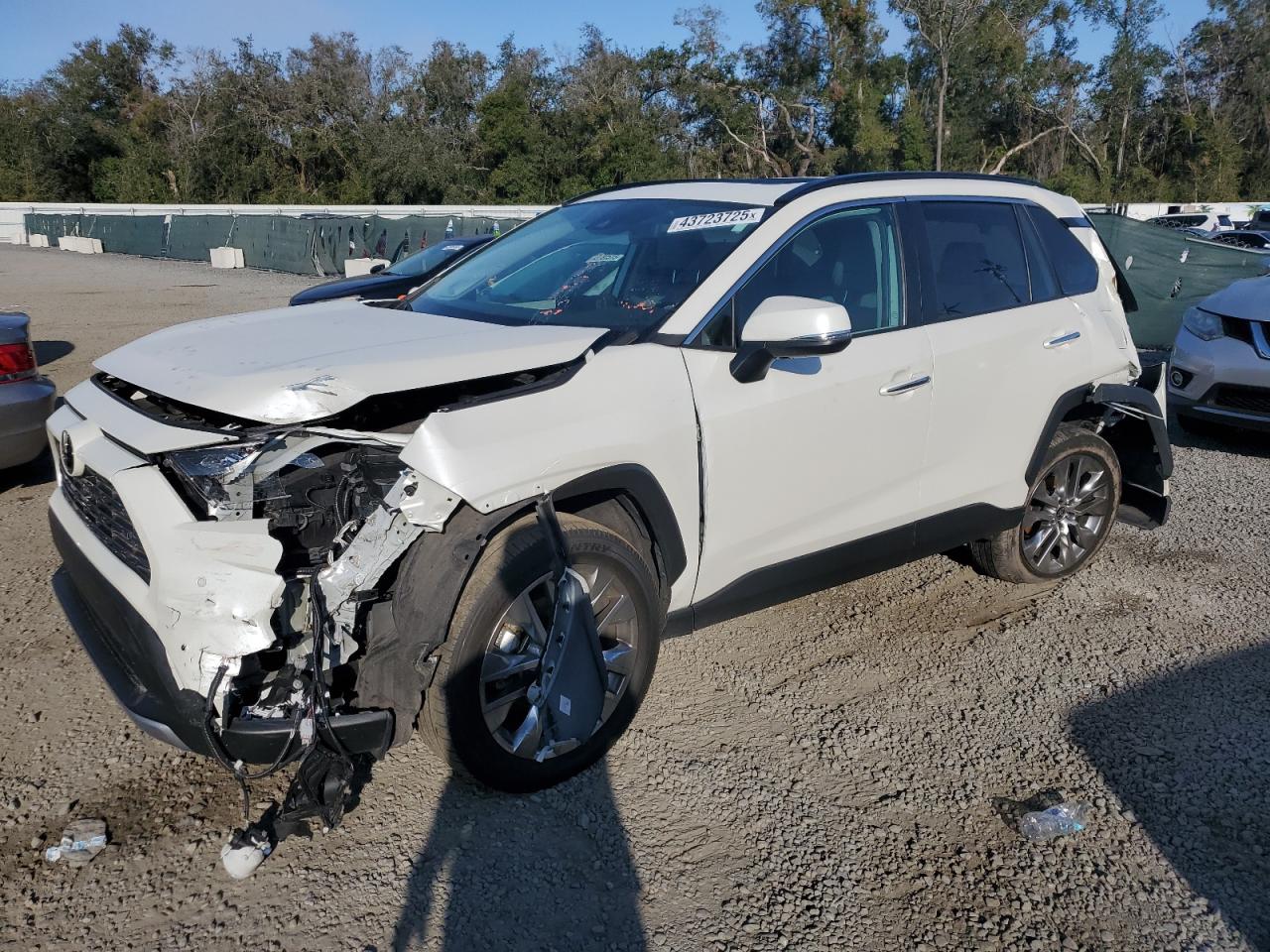 2021 Toyota RAV 4 VIN 2T3Y1RFV2MW129186