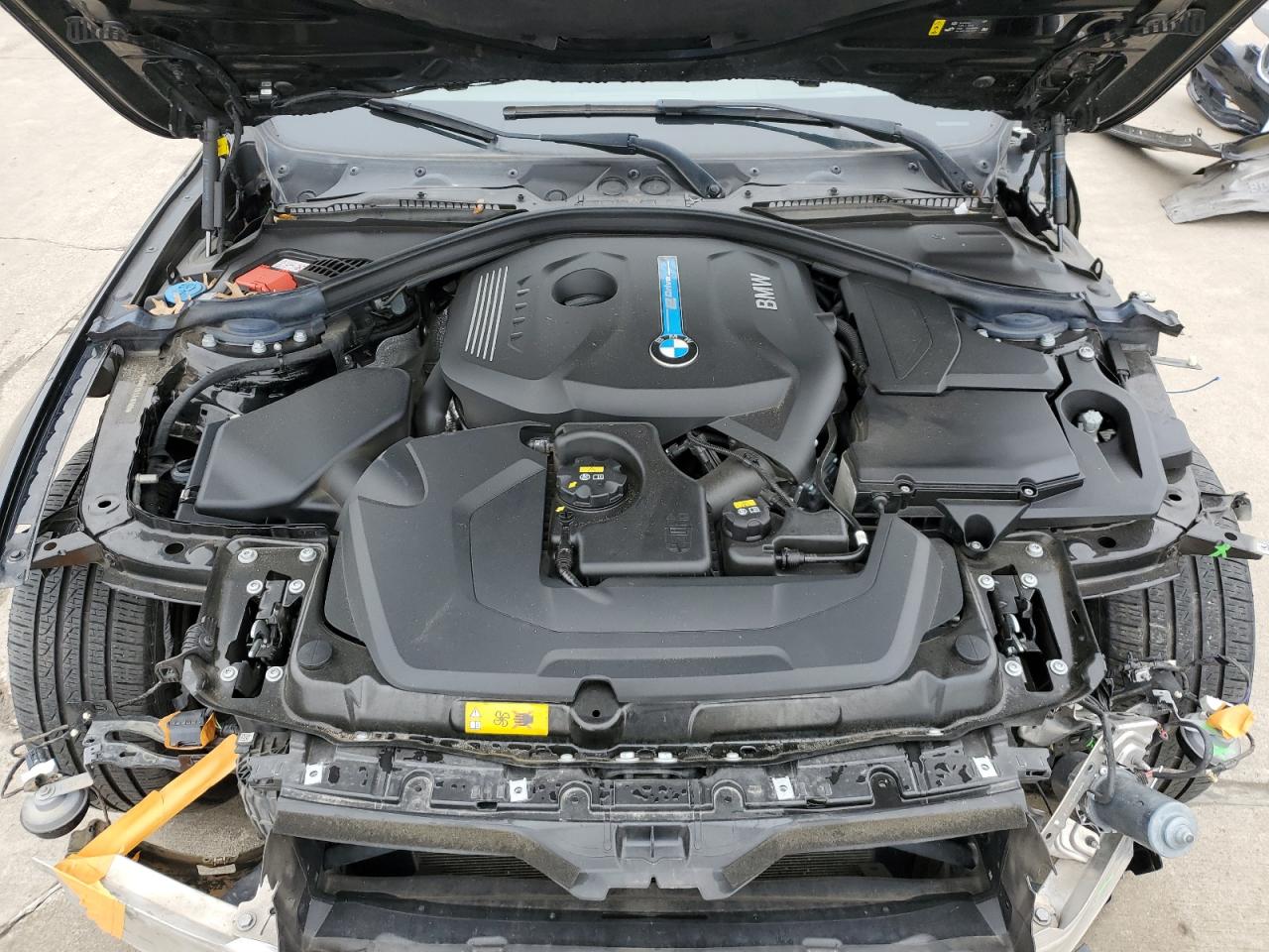 2018 BMW 3er VIN WBA8E1C53JA167558 Copart auction photo, front end damage thumbnail 11