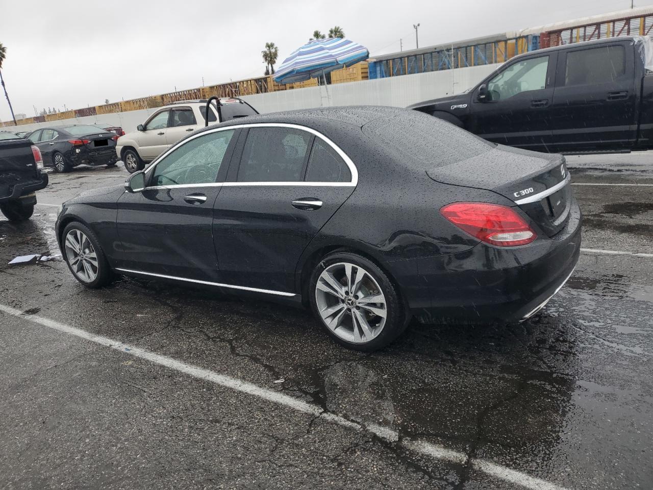 2018 Mercedes-Benz C-klasse VIN 55SWF4JB4JU250634 Copart auction photo, side / minor dent/scratches damage thumbnail 2