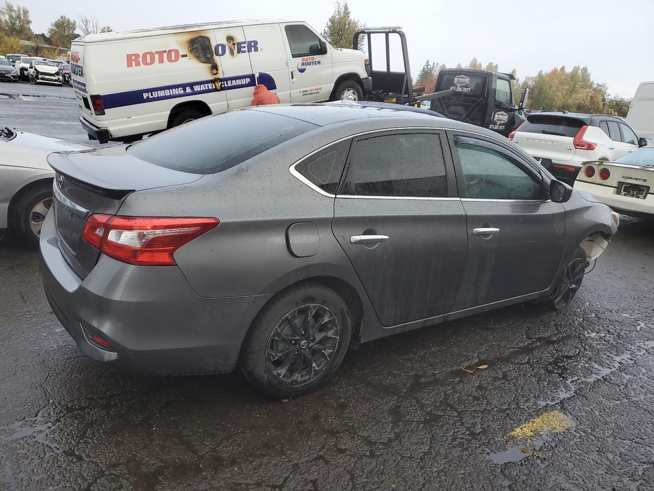 2018 Nissan Sentra VIN 3N1AB7AP1JY330856 Copart auction photo, front end damage thumbnail 3