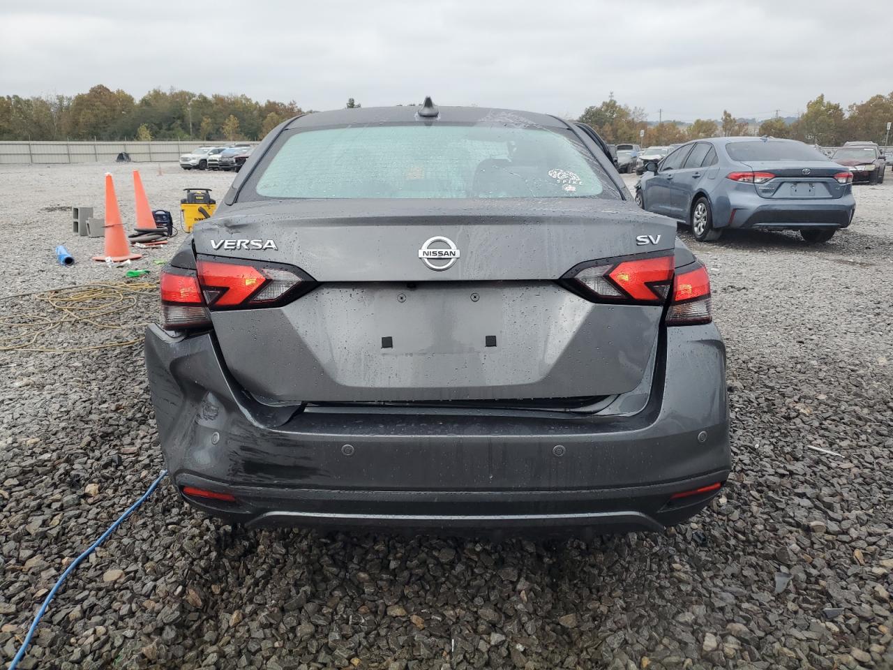 2020 Nissan Versa VIN 3N1CN8EVXLL807573 Copart auction photo, side / rear end damage thumbnail 6