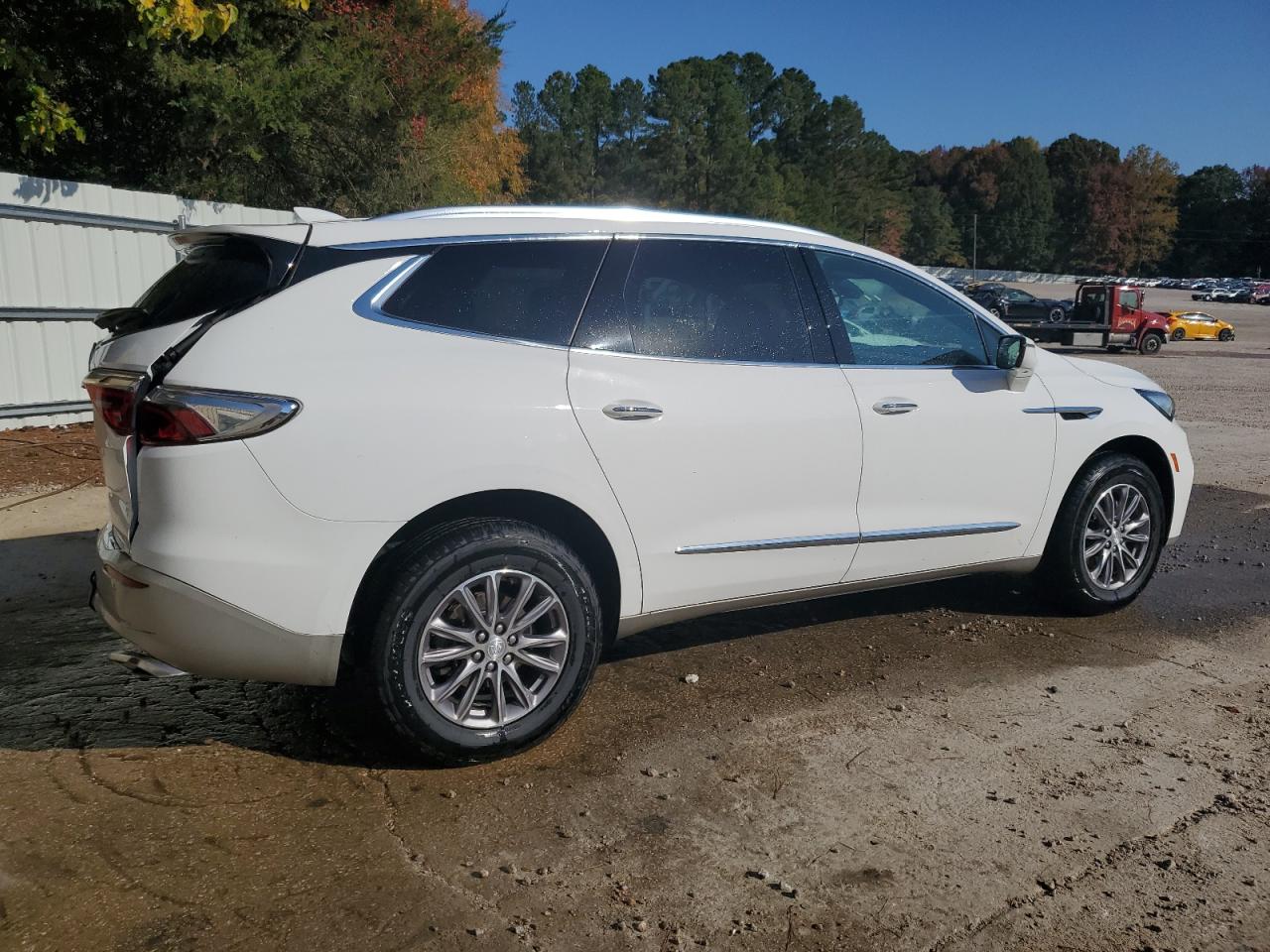 2022 Buick Enclave VIN 5GAERCKW4NJ124984 Copart auction photo, rear end / side damage thumbnail 3